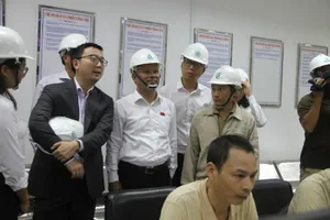 Phó Chủ tịch Quốc hội thị sát Nhà máy Lee & Man