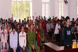 Băng nhóm trộm cắp đường sông lãnh án