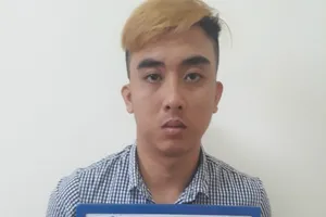 Dùng clip ân ái đe dọa, cưỡng dâm người yêu