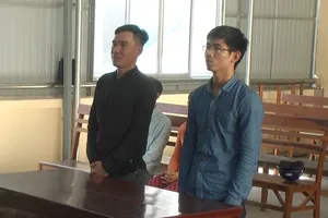 Hầu tòa vì cho vay với lãi suất 'cắt cổ'