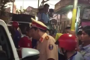 Tạm giữ 5 người phản đối trạm BOT ở Đồng Tháp