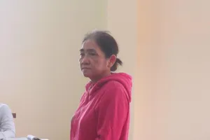 Mẹ vợ 'vét' sạch két nhà con rể rồi dựng hiện trưởng giả