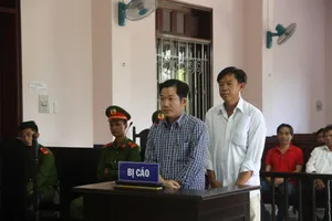 Đang xử vụ chiếm đoạt 70 tỉ ở Hậu Giang