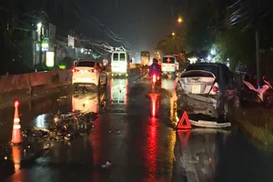 Rước vợ tan ca, thanh niên bị tai nạn tử vong