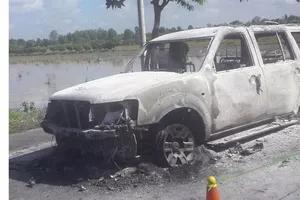 Con gái thuê người đốt xe làm chết cha ruột lãnh án