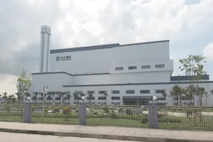 Cần Thơ đau đầu vì 18 tấn tro bay mỗi ngày