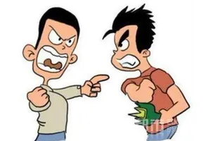 Đình chỉ công tác 2 công an đánh nhau với người khác