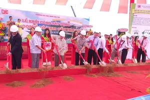 Khởi công showrom ô tô sử dụng điện năng lượng mặt trời