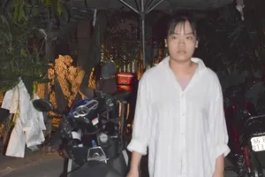 Cô gái xịt hơi cay rồi đâm chết người yêu