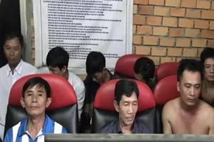 Bắt quả tang 9 người đá gà qua mạng