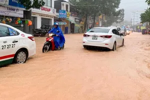 Cận cảnh đảo ngọc Phú Quốc bị nhấn chìm trong nước