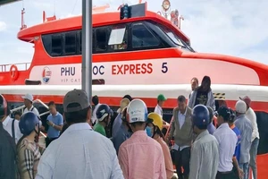 Tàu khách đi, đến Phú Quốc được hoạt động trở lại