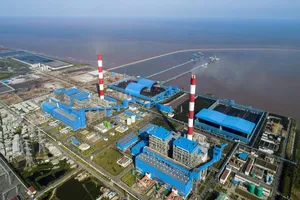 Công nhân cấu kết bảo vệ kho trộm tài sản nhà thầu