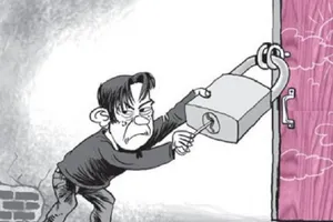 4 mẹ con cùng đi trộm