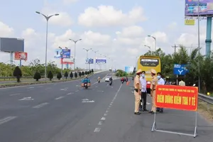 Kiểm tra y tế tất cả hành khách muốn đến Cần Thơ