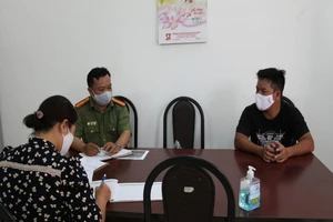 Bình luận xúc phạm lãnh đạo, thanh niên bị phạt 5 triệu đồng 