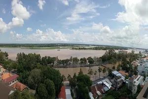 Đề nghị công nhận TP Long Xuyên mở rộng đạt đô thị loại I