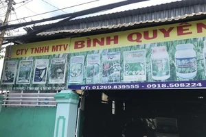 Khởi tố 2 vợ chồng sản xuất hơn 80 tấn phân bón