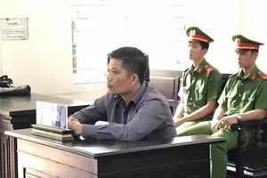 Phạt tù thư ký tòa nhận 22,5 triệu đồng của đương sự