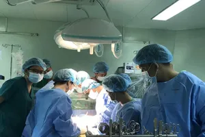 Phẫu thuật cùng lúc 3 van tim cứu bệnh nhân đang nguy kịch