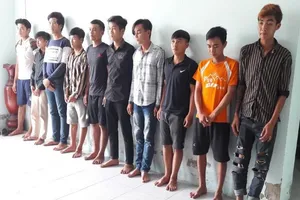 14 người kéo đến trụ sở đánh công an bị thương