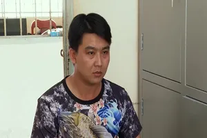 Vụ giải cứu vợ, chồng đâm chết người: 1 nghi can ra đầu thú