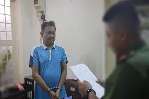 Cần Thơ: 'Nổ' là quen lãnh đạo công an lừa chạy án giá 5 tỉ