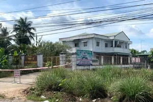 Mẹ BN1440 kể chuyện khuyên con đi trình báo sau nhập cảnh chui