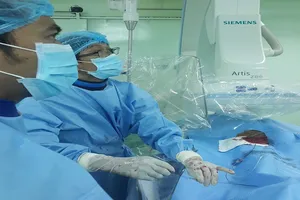 Cứu sống người bị vỡ gan phức tạp mà không cần phẫu thuật