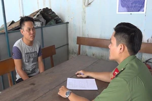 Bắt giam kẻ tổ chức đưa người Trung Quốc xuất cảnh trái phép