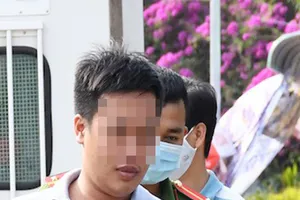 Nguyễn Thiện Toàn có hành vi sàm sỡ nữ sinh, khoe "của quý" bị công an bắt giữ. Ảnh: HG