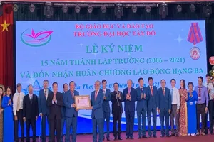 Trường Đại học Tây Đô phấn đấu phát triển ngang tầm Đông Nam Á