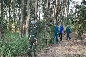 Lực lượng Biên phòng Cửa Khẩu Long Bình tuần tra ở khu vực biên giới. Ảnh: HD