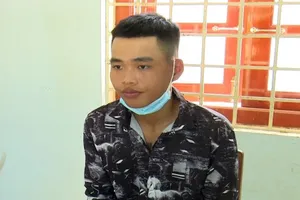 Khởi tố thanh niên vô cớ dùng dao đâm người ở An Giang
