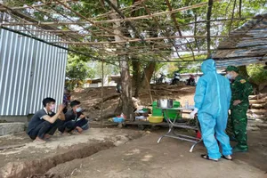 5 người trong gia đình nhập cảnh trái phép có 1 người dương tính COVID-19