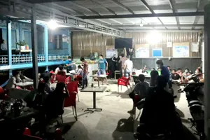 An Giang: Bắt quả tang 16 người cá cược bóng đá trong quán cà phê