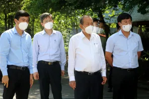 Phó Thủ tướng Trương Hòa Bình kiểm tra công tác chống dịch COVID-19 ở Đồng Tháp