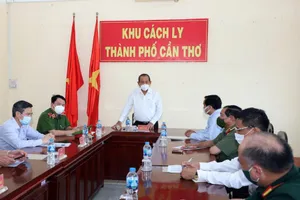 Phó Thủ tướng Trương Hòa Bình kiểm tra công tác phòng chống COVID-19 ở Cần Thơ