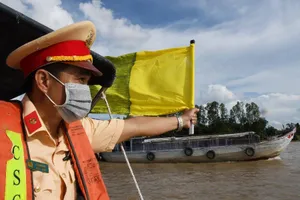Hơn 300 ca nhiễm COVID-19, Trà Vinh lập thêm chốt kiểm tra y tế đường thủy