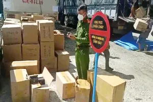 Bắt 2 xe tải chở hàng Trung Quốc, Hàn Quốc không hóa đơn chứng từ