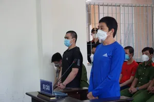 Bị cáo khai là không xúi đàn em đốt nhà cảnh sát hình sự