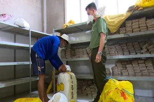 Phát hiện cơ sở sử dụng hàn the sản xuất hàng tấn chả đòn chay