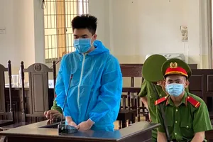 Tòa xử tử hình người giết chị ruột, cướp tài sản xong thản nhiên đi massage