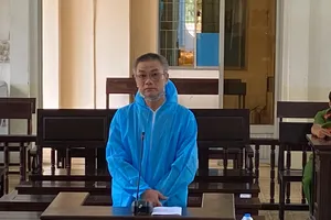 Đang bị truy nã vẫn giả danh cán bộ VKSND Tối cao lừa chạy án tiền tỉ