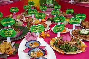 Cận cảnh 200 món ngon từ sen, giúp Đồng Tháp xác lập kỷ lục thế giới