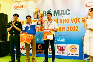 Tranh tài đầy kịch tính tại Giải Bida Báo chí khu vực ĐBSCL lần thứ 14