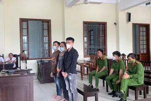 56 năm tù cho 3 người mua ma túy từ TP.HCM về Cần Thơ bán kiếm lời