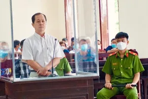 Nghị án kéo dài vụ cán bộ hải quan Đồng Tháp bị cáo buộc gây thất thu thuế tiền tỉ