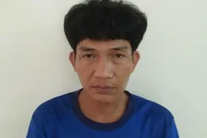 Phạt tù thợ hớt tóc dùng dao khống chế, hiếp dâm khách quen lúc nửa đêm