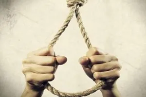 Nghi án người đàn ông treo cổ tự tử sau khi bắn người yêu